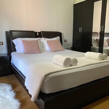 Bertis Guest House Gjirokastër Extérieur photo