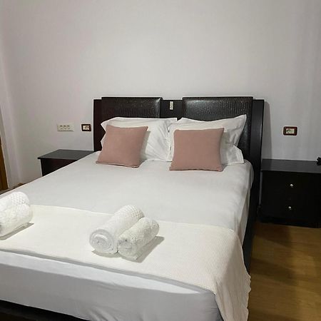 Bertis Guest House Gjirokastër Extérieur photo