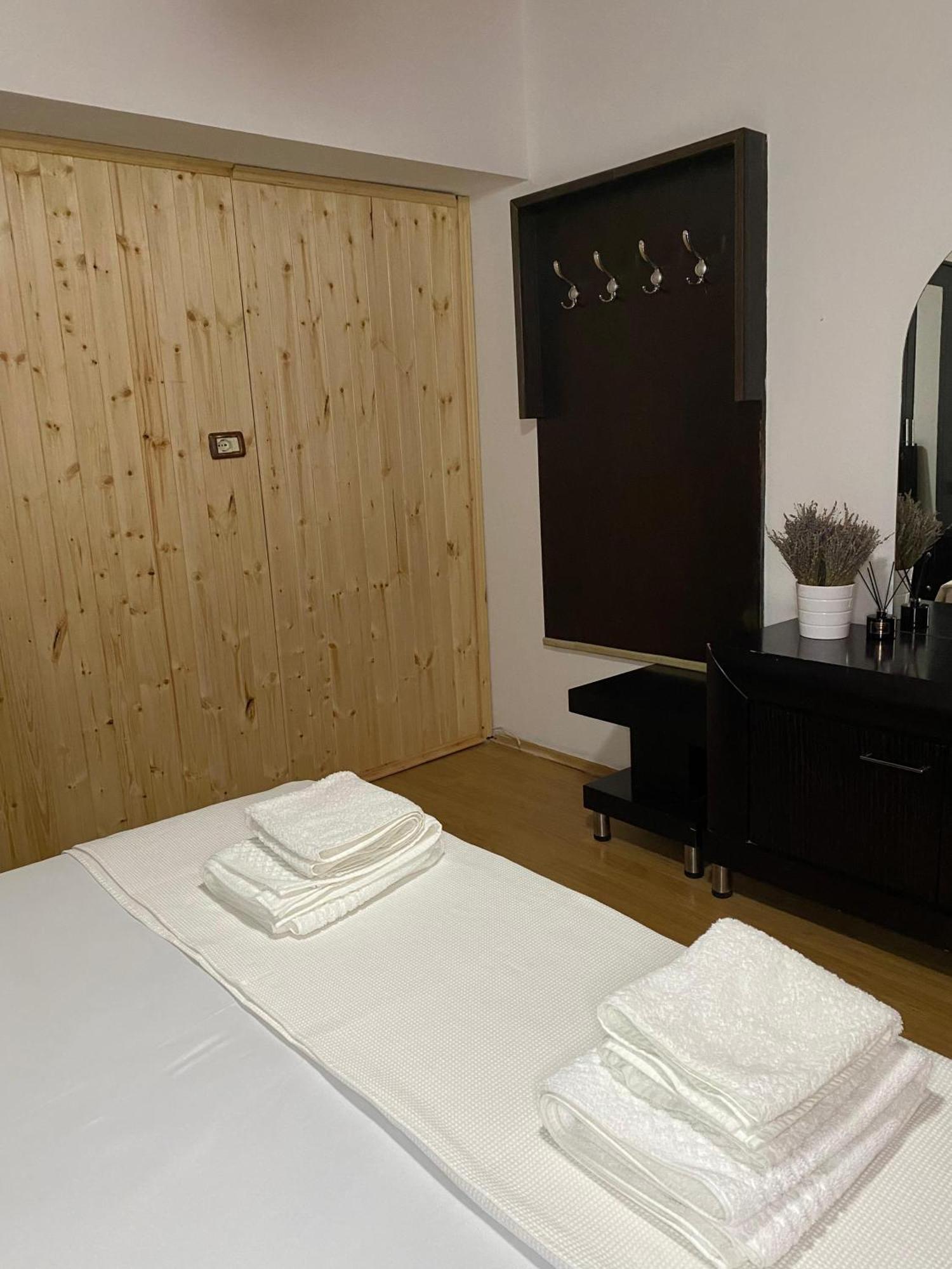 Bertis Guest House Gjirokastër Extérieur photo