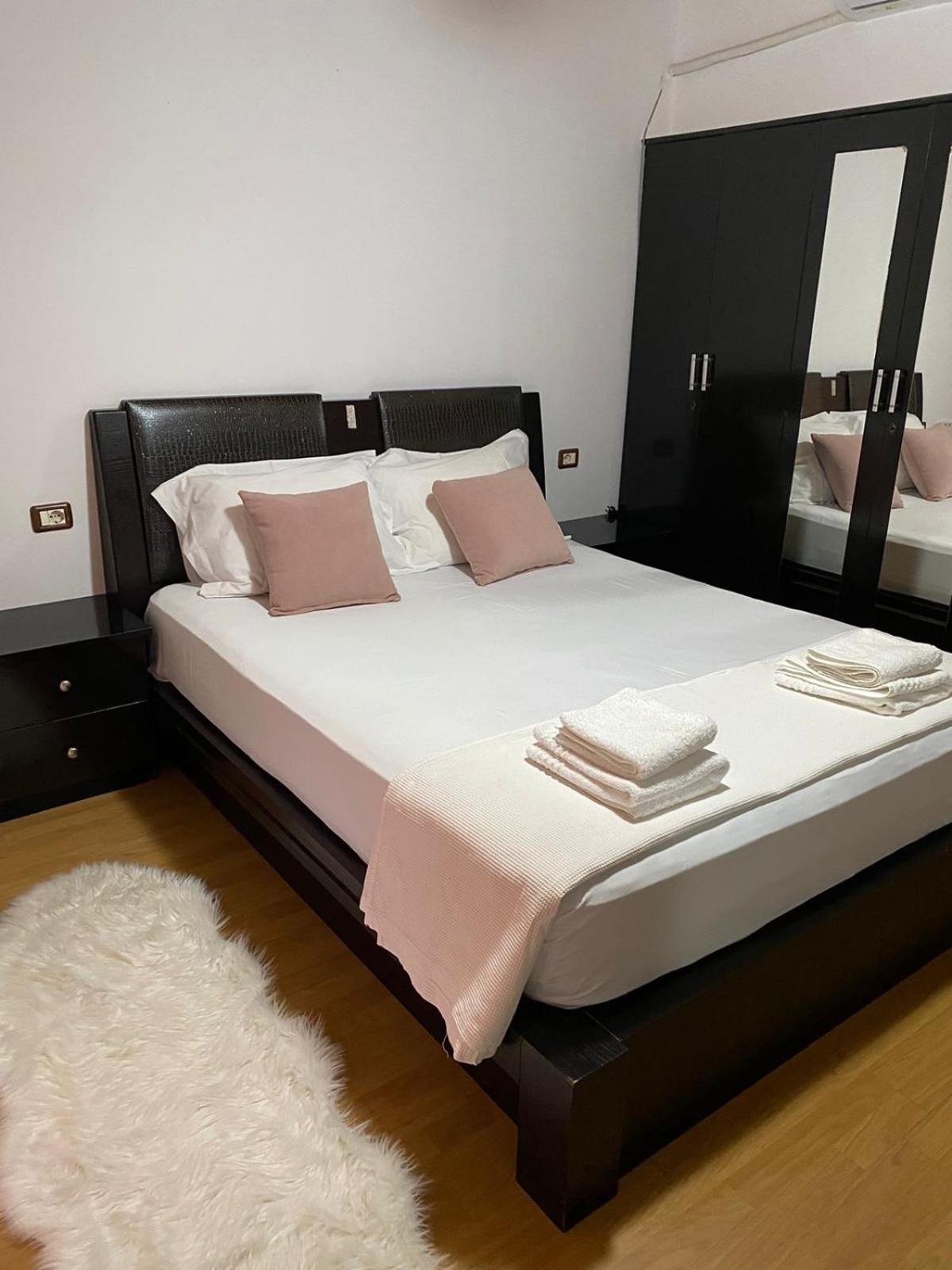 Bertis Guest House Gjirokastër Extérieur photo